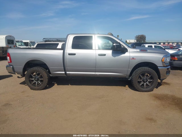 3C6UR5CL7RG279019 RAM 2500 Tradesman 4x4 6&#039;4 Box