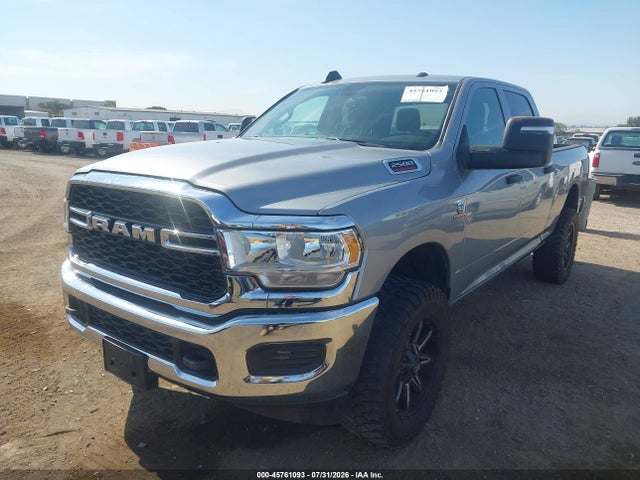 3C6UR5CL7RG279019 RAM 2500 Tradesman 4x4 6&#039;4 Box