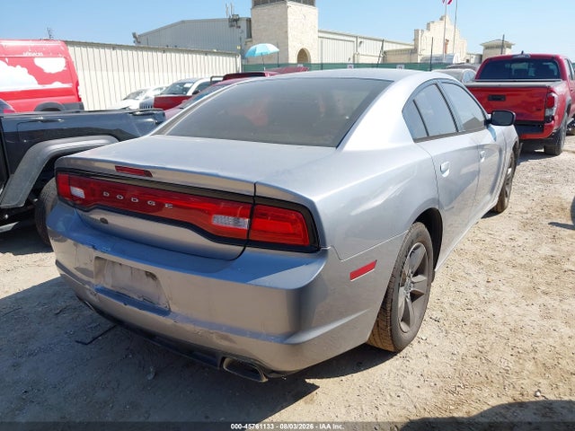 45761133 :رقم المزاد ، 2C3CDXBG5EH284589 vin ، 2014 Dodge Charger Se مزاد بيع