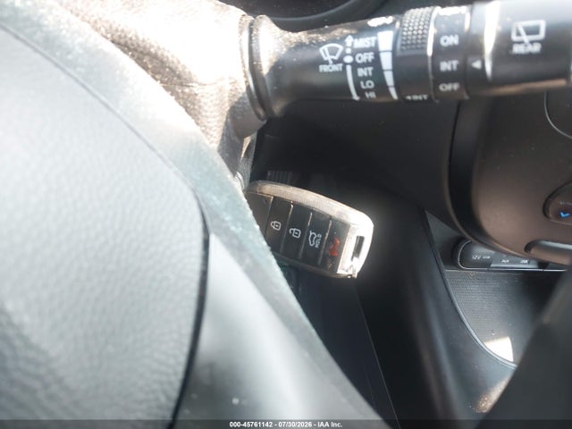 45761142 :رقم المزاد ، KNDJP3A51H7876798 vin ، 2017 Kia Soul + مزاد بيع