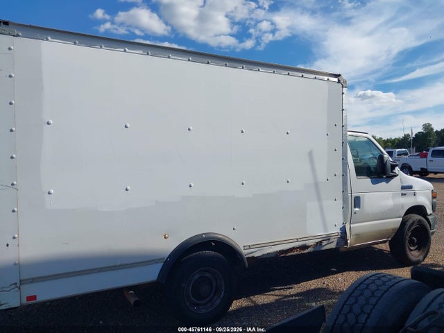 45761146 :رقم المزاد ، 1FDSE3FL6CDA48415 vin ، 2012 Ford E-350 Cutaway مزاد بيع