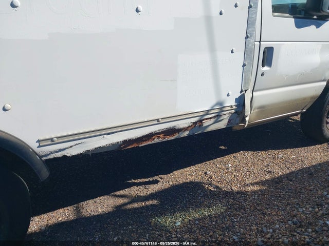 45761146 :رقم المزاد ، 1FDSE3FL6CDA48415 vin ، 2012 Ford E-350 Cutaway مزاد بيع