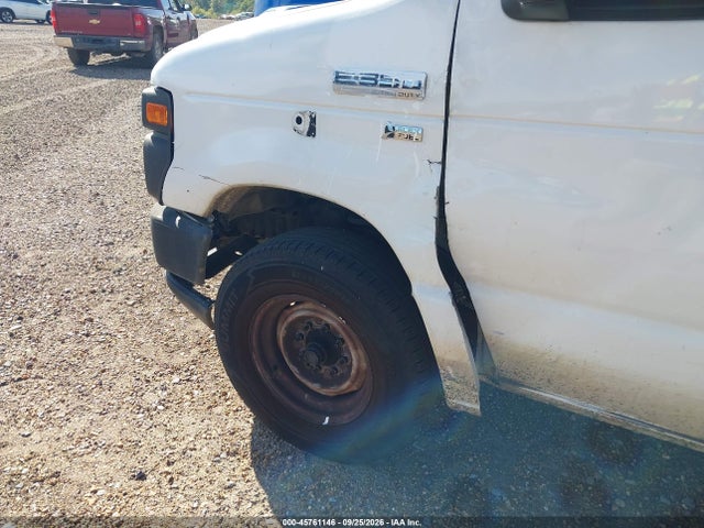 45761146 :رقم المزاد ، 1FDSE3FL6CDA48415 vin ، 2012 Ford E-350 Cutaway مزاد بيع