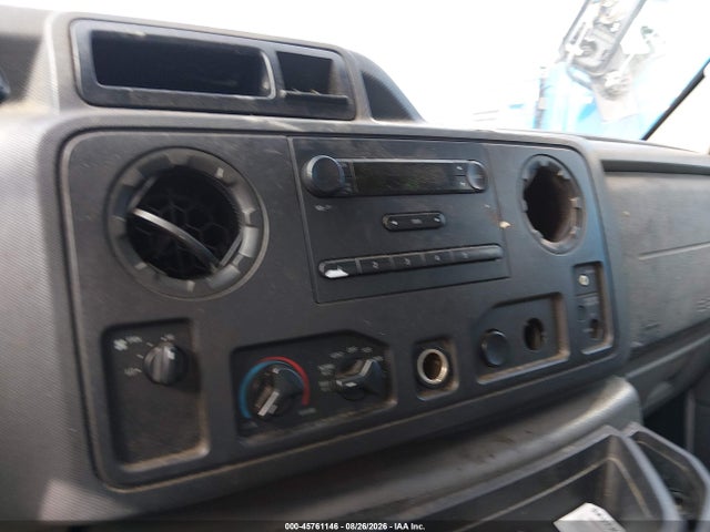 45761146 :رقم المزاد ، 1FDSE3FL6CDA48415 vin ، 2012 Ford E-350 Cutaway مزاد بيع