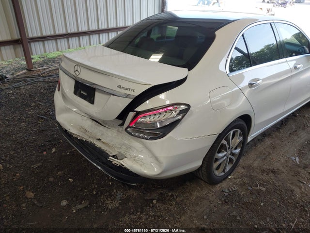 45761190 :رقم المزاد ، 55SWF4KB4GU103253 vin ، 2016 Mercedes-benz C 300 4matic مزاد بيع