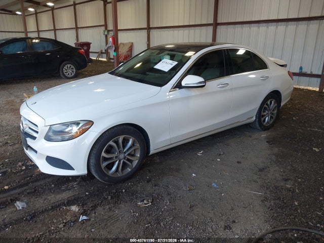 45761190 :رقم المزاد ، 55SWF4KB4GU103253 vin ، 2016 Mercedes-benz C 300 4matic مزاد بيع
