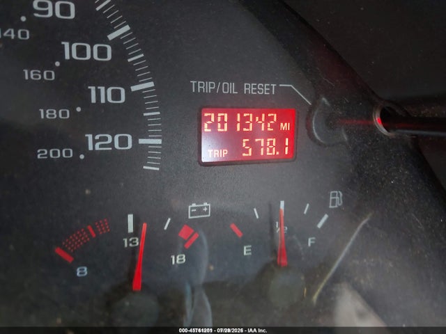 Продажа на аукционе авто 2000 Chevrolet Camaro, vin: 2G1FP32K6Y2148081, номер лота: 45761201