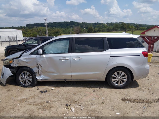 Продажа на аукционе авто 2016 Kia Sedona Lx, vin: KNDMB5C17G6085570, номер лота: 45761206