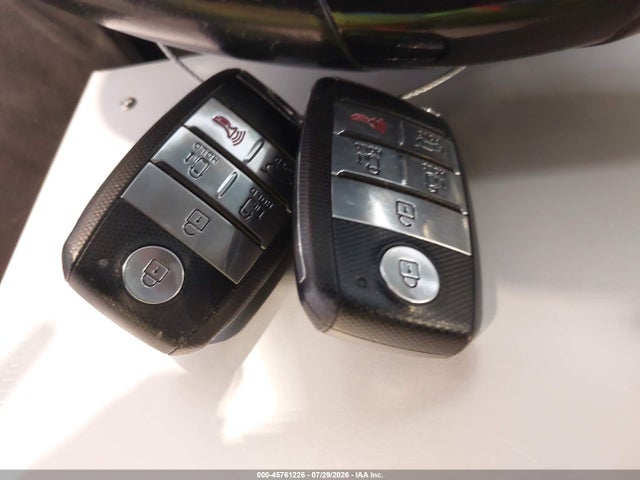KIA SEDONA LX 2017 KNDMB5C16H6249523 Image 11