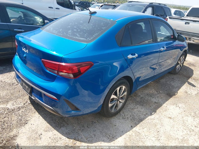 2022 Kia Rio S მანქანა იყიდება აუქციონზე, vin: 3KPA24ADXNE481378, აუქციონის ნომერი: 45761229
