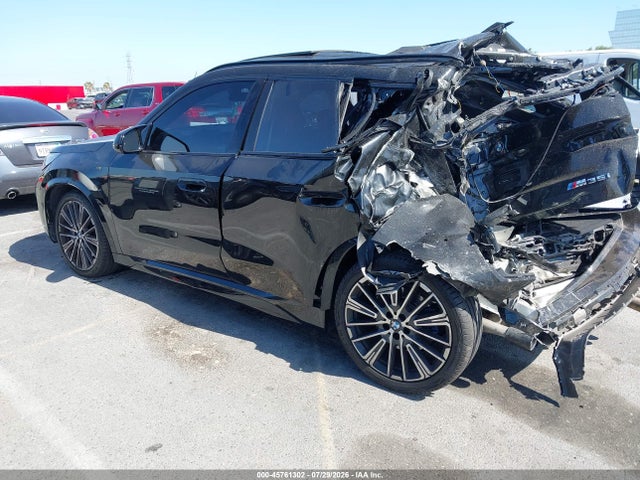 BMW X1 M35i 2024 WBX13EF0XR5Y30195 Image 3