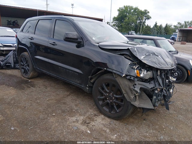 45761303 :رقم المزاد ، 1C4RJEAG4JC338949 vin ، 2018 Jeep Grand Cherokee Altitude 4x2 مزاد بيع