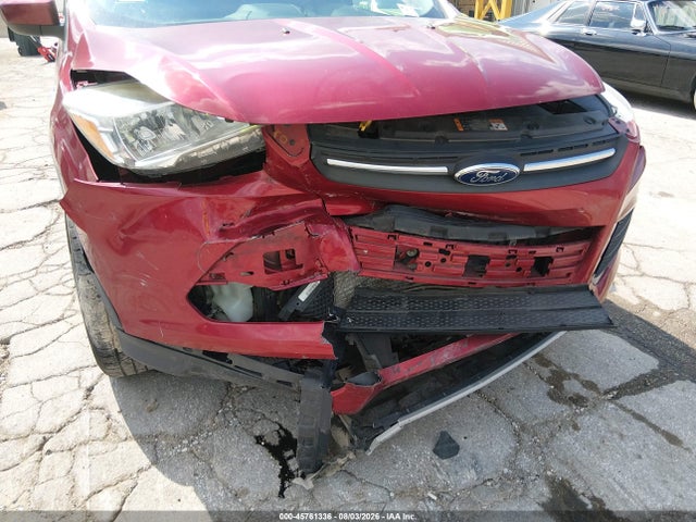Продажа на аукционе авто 2015 Ford Escape Se, vin: 1FMCU9G95FUC66542, номер лота: 45761336