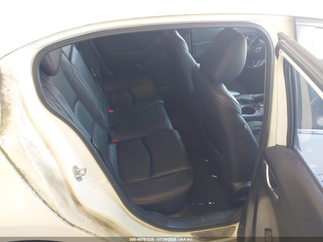 Продажа на аукционе авто 2015 Mazda Mazda3 S Touring, vin: JM1BM1L32F1275655, номер лота: 45761338