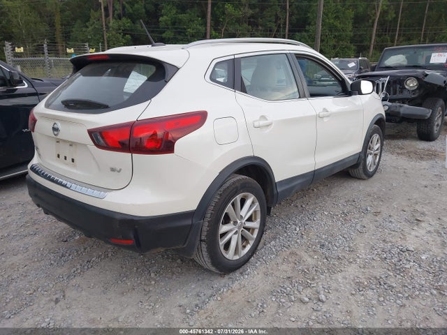 JN1BJ1CP3JW107226 Nissan Rogue Sport Sv