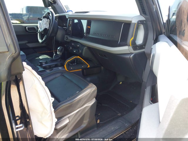 Ford Bronco Badlands 2023 1FMEE5DP3PLB38020 Image 5