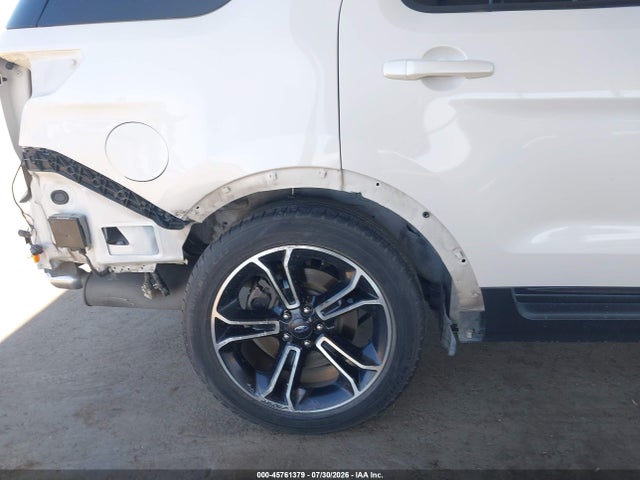 Ford EXPLORER SPORT 2015 1FM5K8GT3FGA03775 Image 19