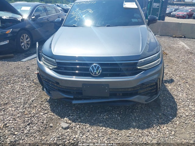2024 Volkswagen Tiguan 2.0t Se R-line Black მანქანა იყიდება აუქციონზე, vin: 3VV8B7AX6RM031122, აუქციონის ნომერი: 45761399