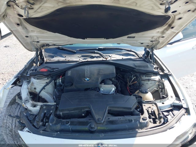 2014 Bmw 320i მანქანა იყიდება აუქციონზე, vin: WBA3B1C53EK131825, აუქციონის ნომერი: 45761410