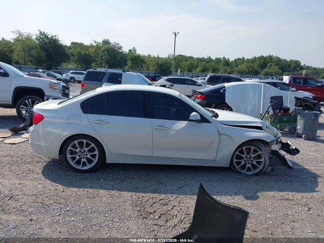 2014 Bmw 320i მანქანა იყიდება აუქციონზე, vin: WBA3B1C53EK131825, აუქციონის ნომერი: 45761410