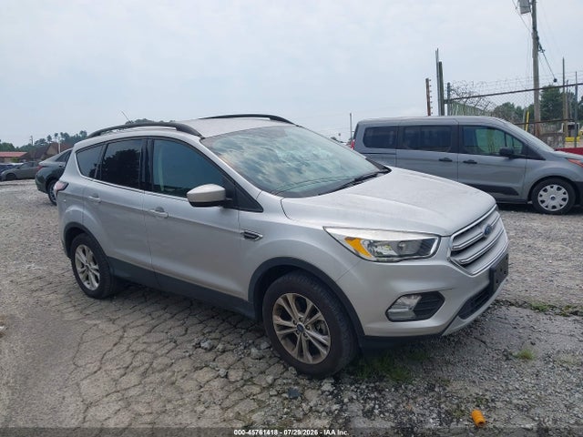 Продажа на аукционе авто 2018 Ford Escape Se, vin: 1FMCU9GD5JUD08561, номер лота: 45761418