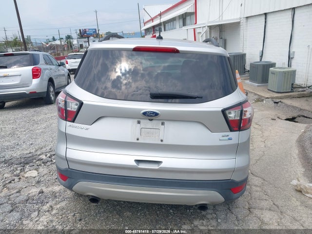 Продажа на аукционе авто 2018 Ford Escape Se, vin: 1FMCU9GD5JUD08561, номер лота: 45761418