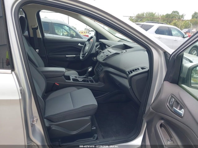Продажа на аукционе авто 2018 Ford Escape Se, vin: 1FMCU9GD5JUD08561, номер лота: 45761418