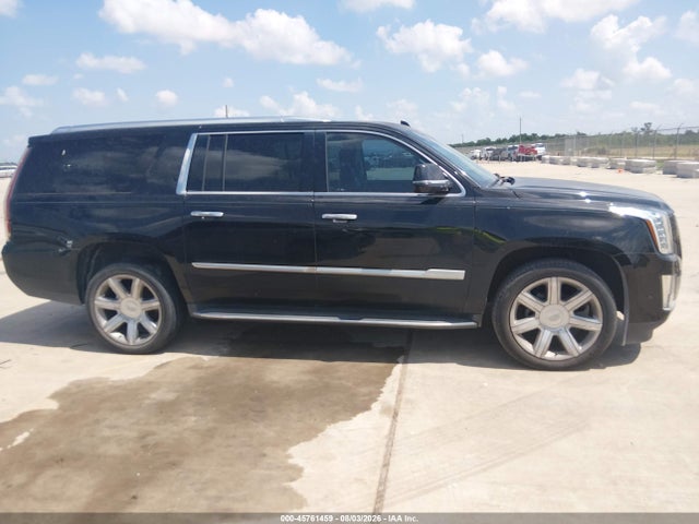 1GYS3HKJ5JR173766 Cadillac Escalade Esv Luxury