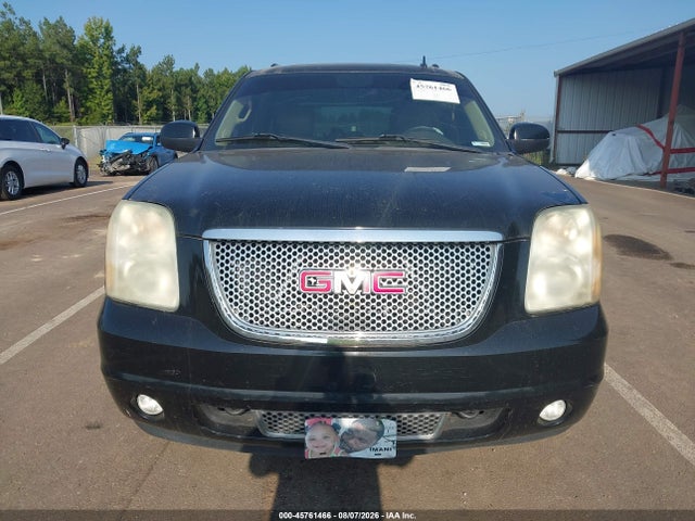 2011 Gmc Yukon Xl 1500 Denali მანქანა იყიდება აუქციონზე, vin: 1GKS1MEF6BR348480, აუქციონის ნომერი: 45761466