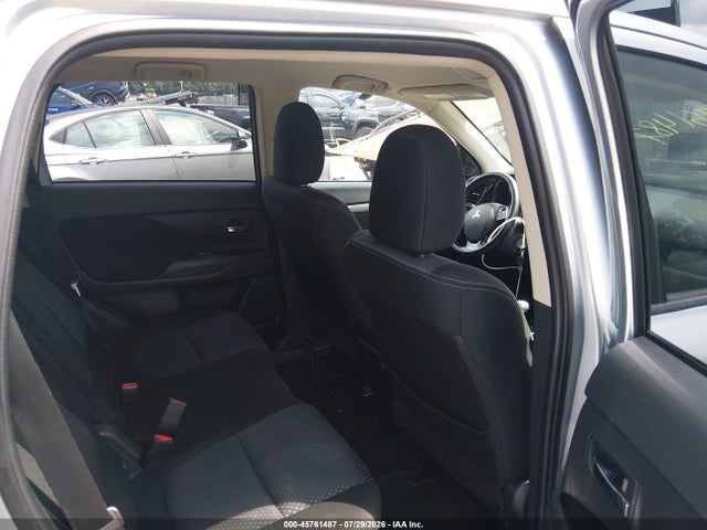 Продаж на аукціоні авто 2016 Mitsubishi Outlander Es, vin: JA4AD2A31GZ010257, номер лоту: 45761487