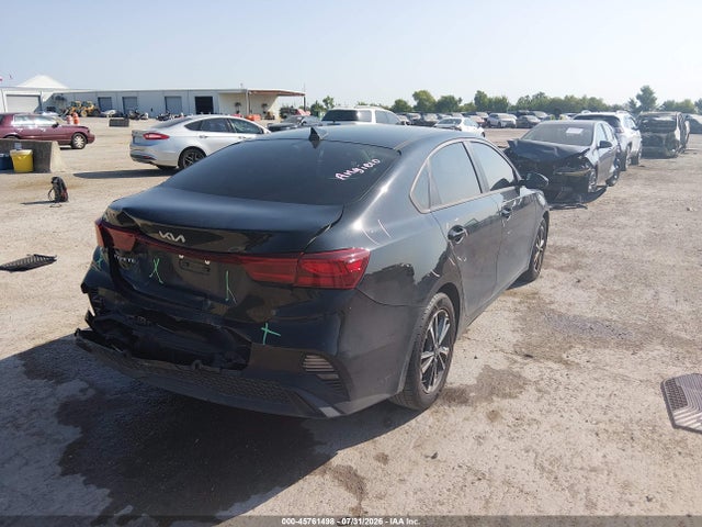 2024 Kia Forte Lxs მანქანა იყიდება აუქციონზე, vin: 3KPF24AD1RE837793, აუქციონის ნომერი: 45761498