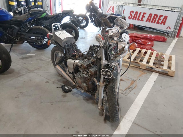 45761568 :رقم المزاد ، JYA1FG00XFA005443 vin ، 1985 Yamaha Xj700 مزاد بيع