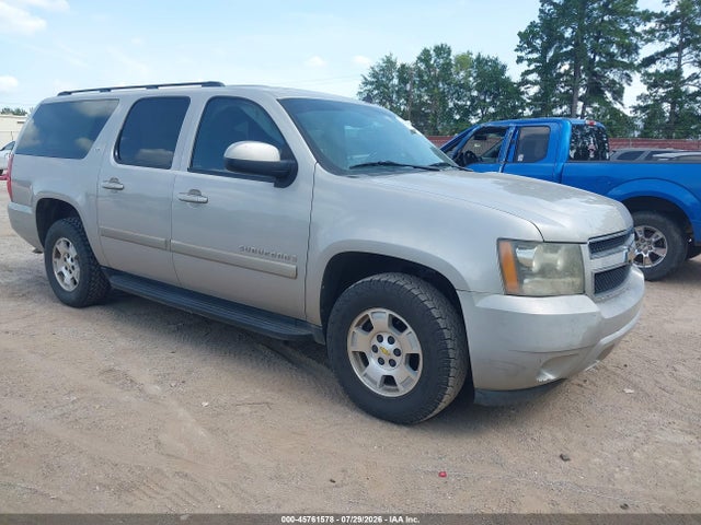 2008 Chevrolet Suburban 1500 Lt მანქანა იყიდება აუქციონზე, vin: 1GNFC16058R230436, აუქციონის ნომერი: 45761578