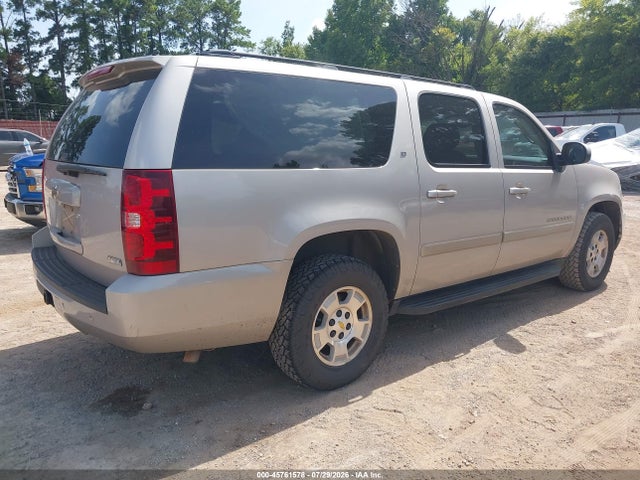 2008 Chevrolet Suburban 1500 Lt მანქანა იყიდება აუქციონზე, vin: 1GNFC16058R230436, აუქციონის ნომერი: 45761578