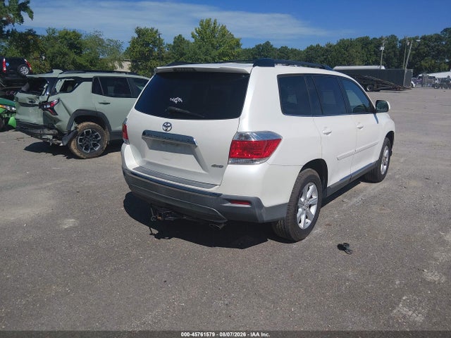 Продаж на аукціоні авто 2012 Toyota Highlander Se V6, vin: 5TDBK3EH9CS142979, номер лоту: 45761579
