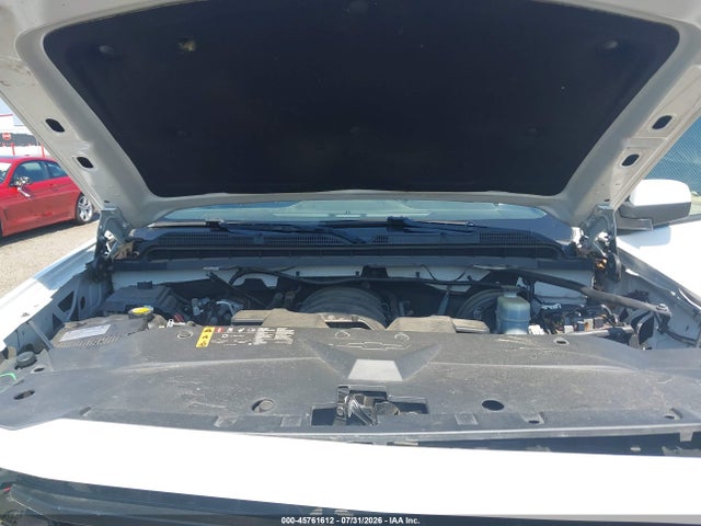45761612 :رقم المزاد ، 3GCUKREC3JG645872 vin ، 2018 Chevrolet Silverado 1500 2lt مزاد بيع
