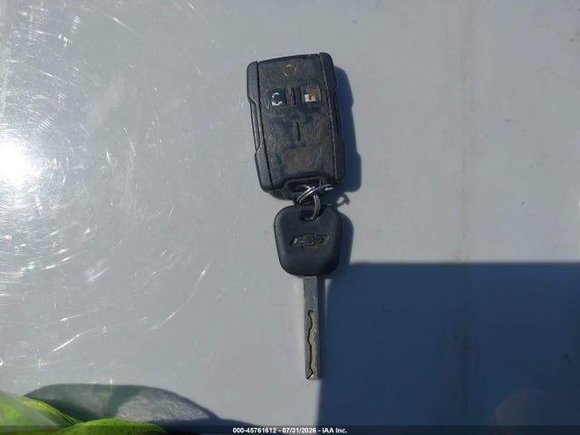 45761612 :رقم المزاد ، 3GCUKREC3JG645872 vin ، 2018 Chevrolet Silverado 1500 2lt مزاد بيع