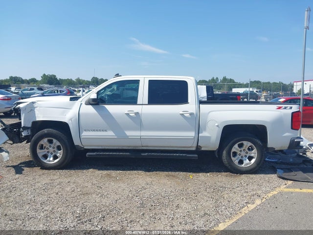 45761612 :رقم المزاد ، 3GCUKREC3JG645872 vin ، 2018 Chevrolet Silverado 1500 2lt مزاد بيع