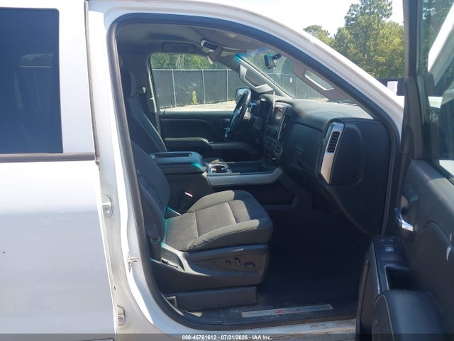 45761612 :رقم المزاد ، 3GCUKREC3JG645872 vin ، 2018 Chevrolet Silverado 1500 2lt مزاد بيع