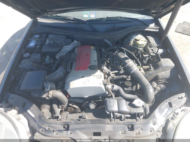 Aukcja sprzedaży 2000 Mercedes-benz Slk 230 Kompressor, vin: WDBKK47F9YF145386, numer aukcji: 45761685