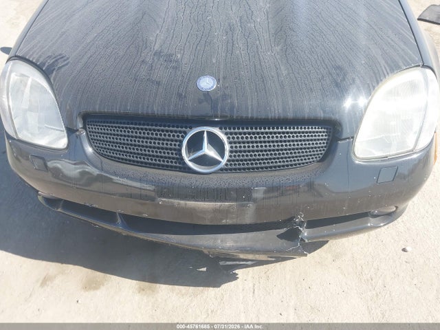 Aukcja sprzedaży 2000 Mercedes-benz Slk 230 Kompressor, vin: WDBKK47F9YF145386, numer aukcji: 45761685