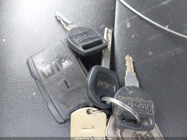 45761724 :رقم المزاد ، 1GD48PEY7LF332001 vin ، 2020 Gmc Sierra 3500hd Chassis مزاد بيع