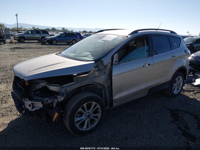 Ford ESCAPE SEL 2018 1FMCU9HD9JUC37914 Image 2