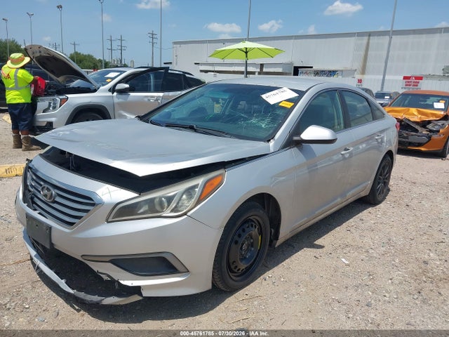 Продажа на аукционе авто 2017 Hyundai Sonata, vin: 5NPE24AF4HH521277, номер лота: 45761785