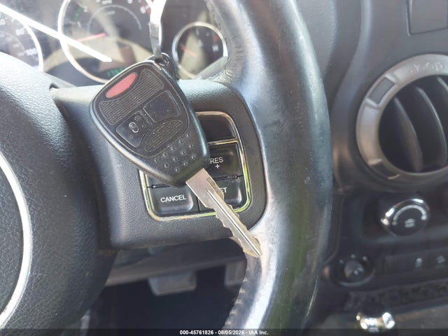 45761826 :رقم المزاد ، 1J4BA3H1XBL510646 vin ، 2011 Jeep Wrangler Unlimited Sport مزاد بيع