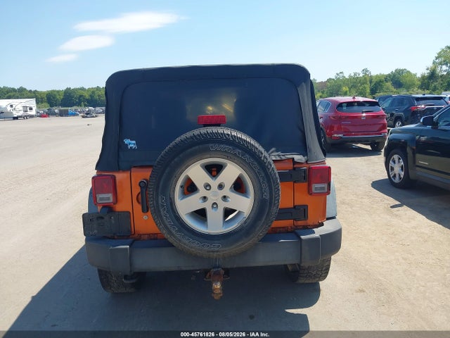 45761826 :رقم المزاد ، 1J4BA3H1XBL510646 vin ، 2011 Jeep Wrangler Unlimited Sport مزاد بيع
