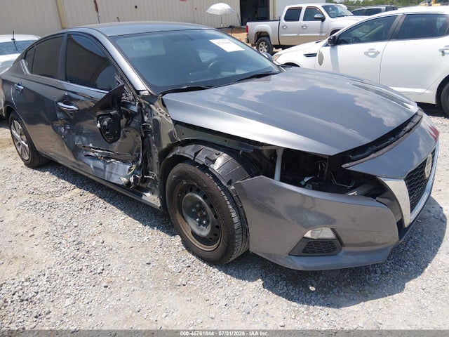 1N4BL4BV7LC238887 Nissan Altima S Fwd