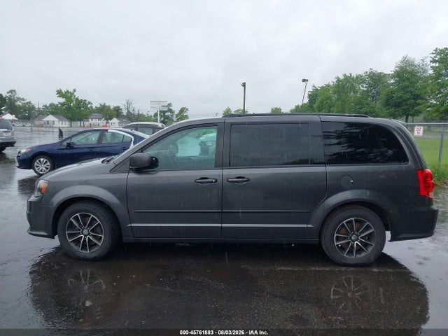 45761883 :رقم المزاد ، 2C4RDGEG9HR596687 vin ، 2017 Dodge Grand Caravan Gt مزاد بيع
