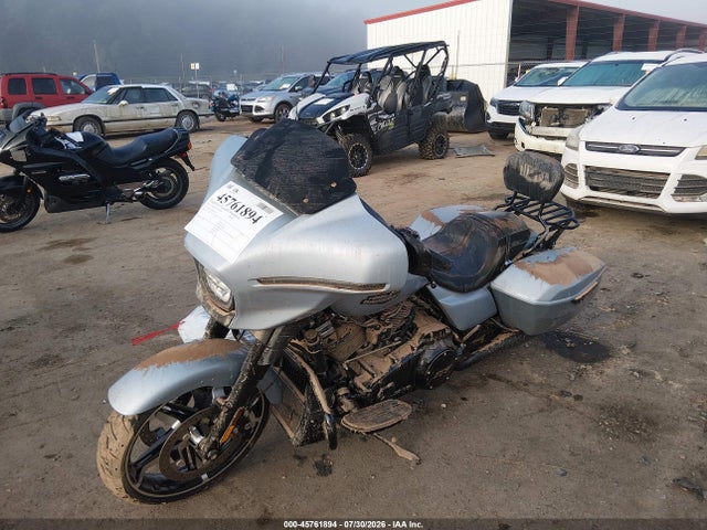 Harley-Davidson FLHX 2024 1HD1KB718RB639932 Image 2