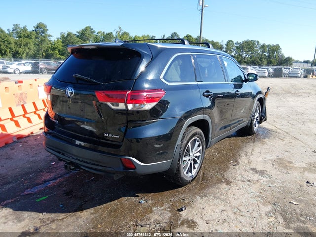 Toyota Highlander Xle 2019 5TDJZRFH0KS615918 Image 4